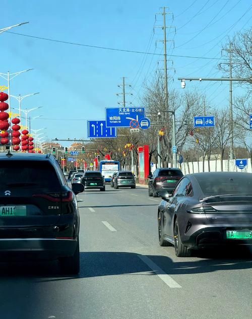 京标栈转让北京公户车牌一拖三详情：老司机揭秘京牌出租背后的门道与商机